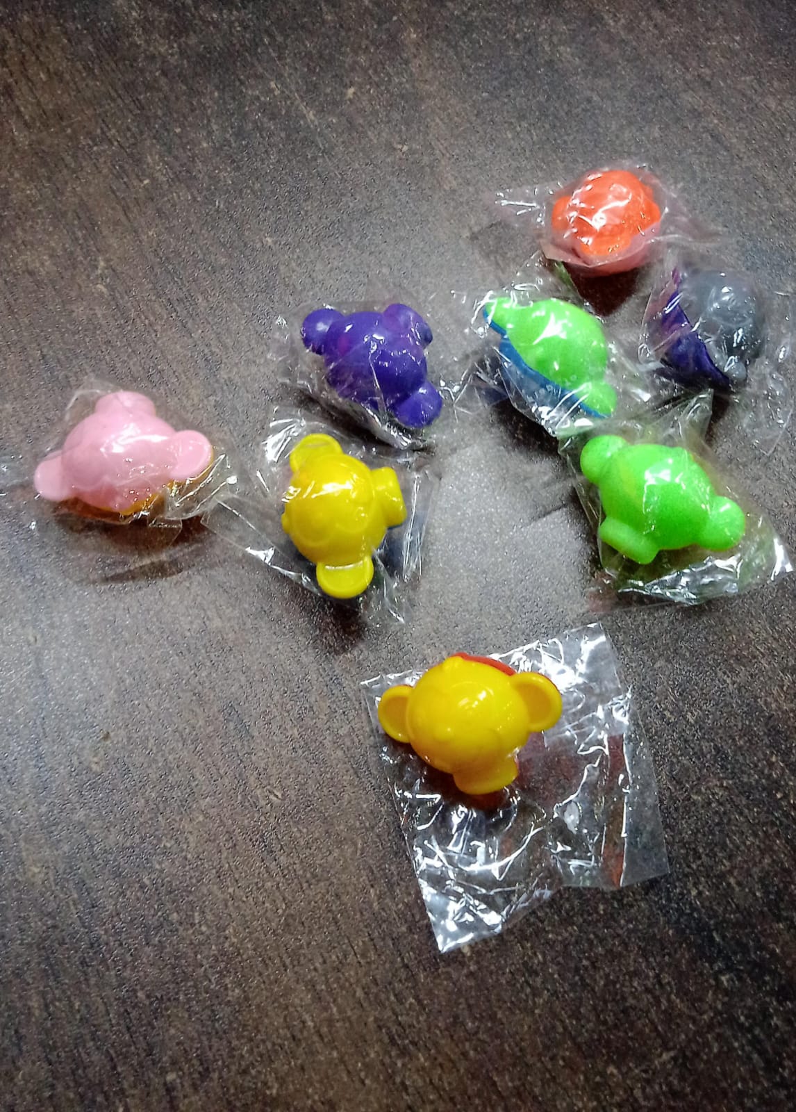 Cartoon  Money Shape Pencil Top Promotional Toys (1 Pc  Mix Colour  Design) Cartoon  Money Shape Pencil Top Promotional Toys (1 Pc  Mix Colour  Design)